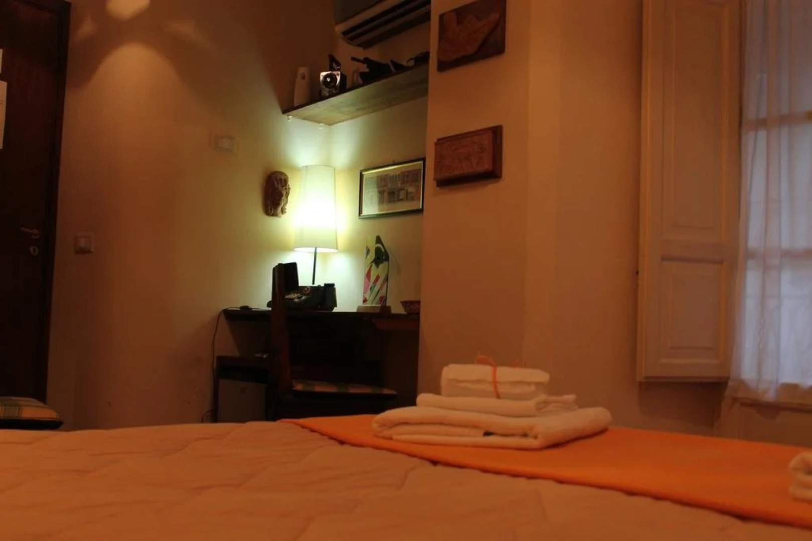 Bed  Breakfast Smile