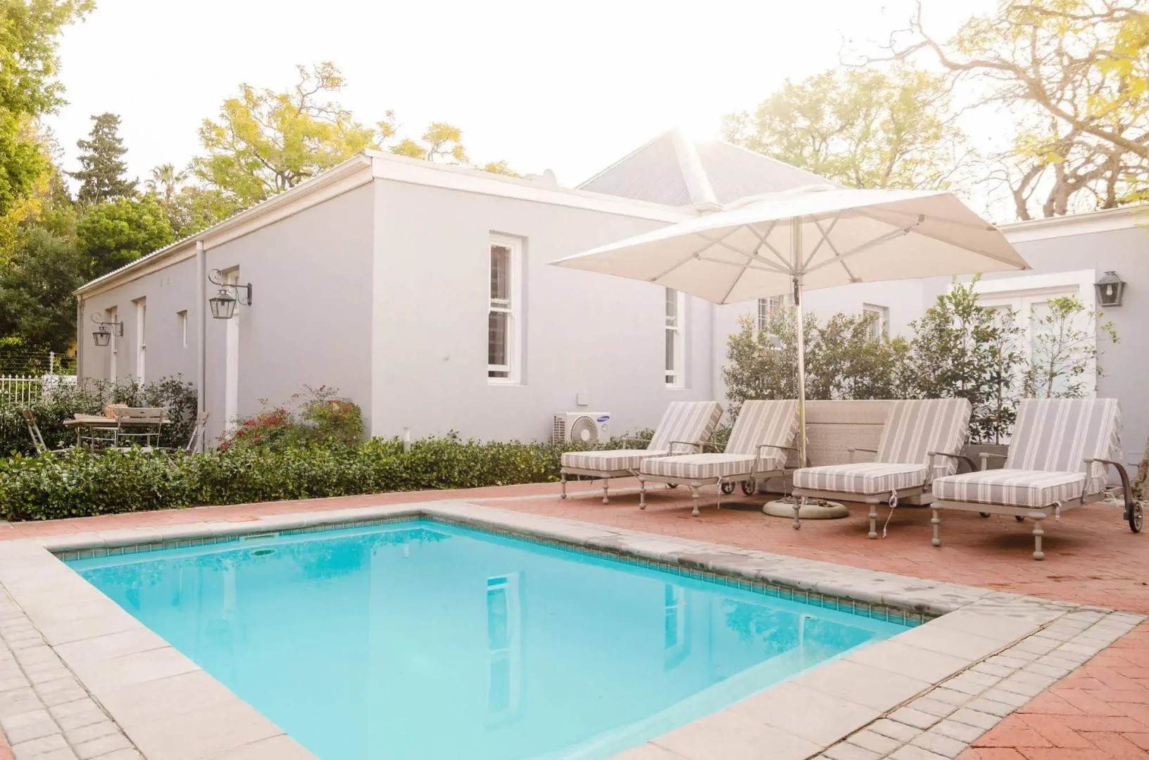 Bonne Esperance Boutique Guest House and Studio Apartments