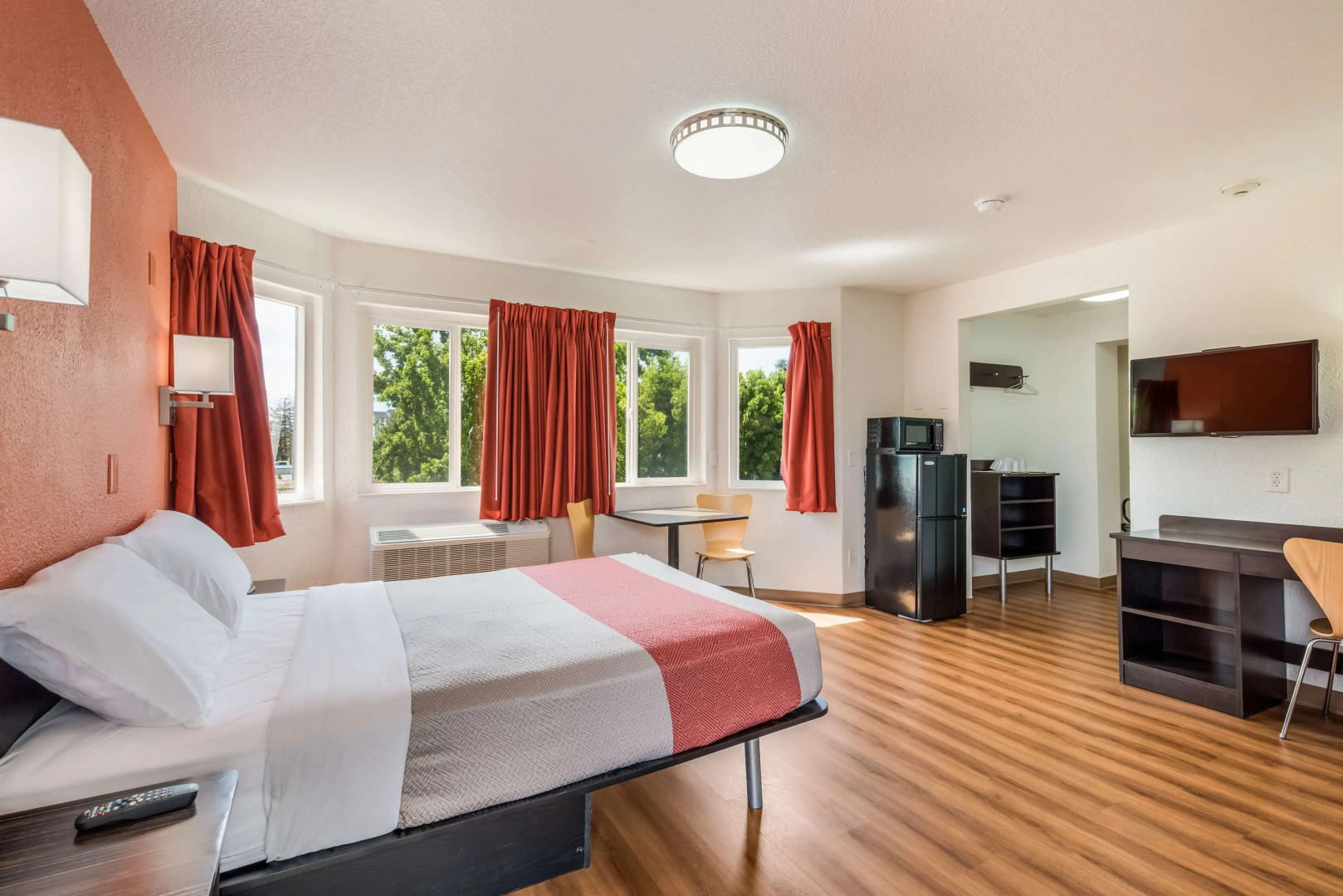 Motel 6 Rohnert Park, CA