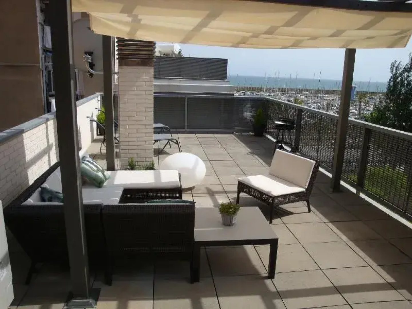 Terrassa De Mar Apartament