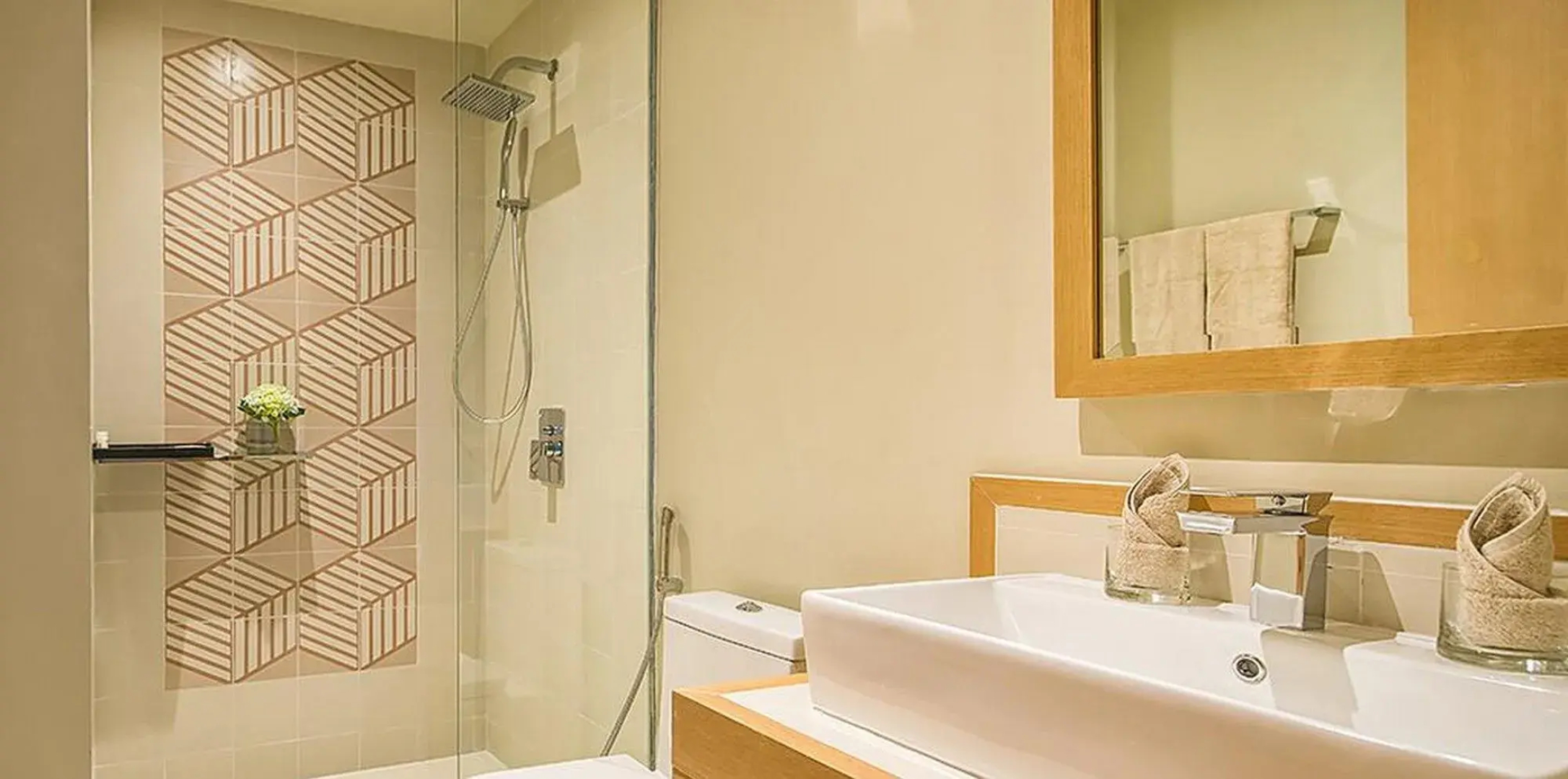 FLC Luxury Hotel Samson