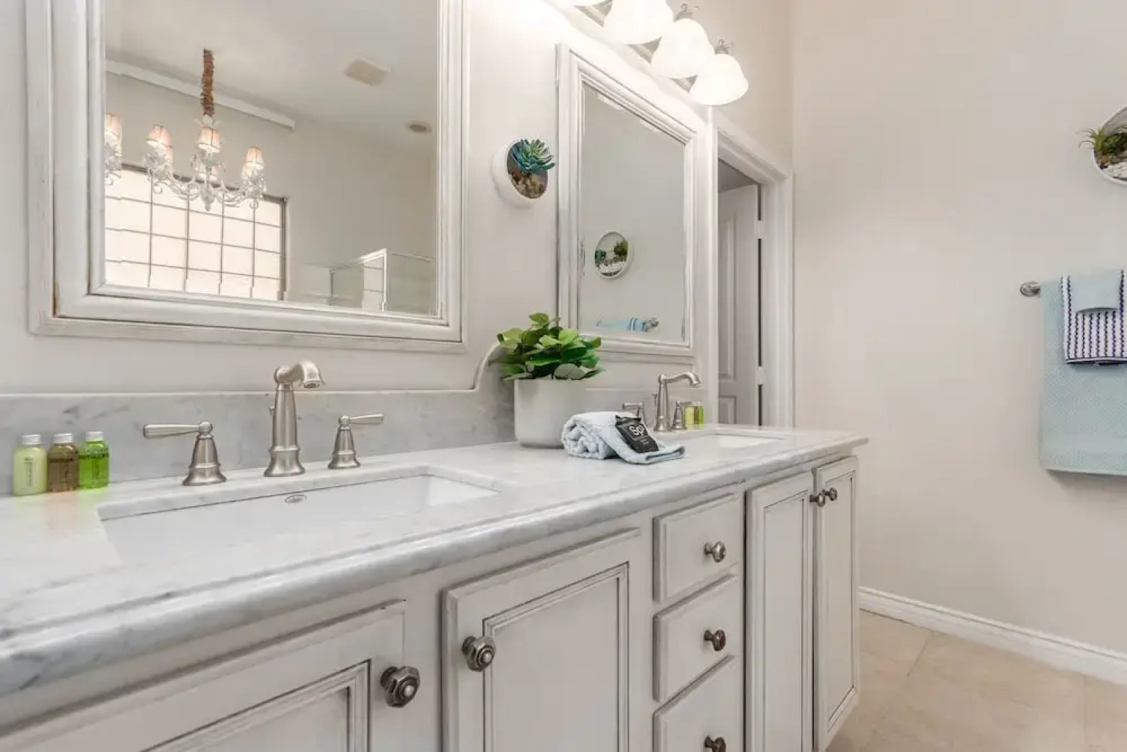 Dublin Gilbert 4 Bedroom Home by RedAwning, Gilbert