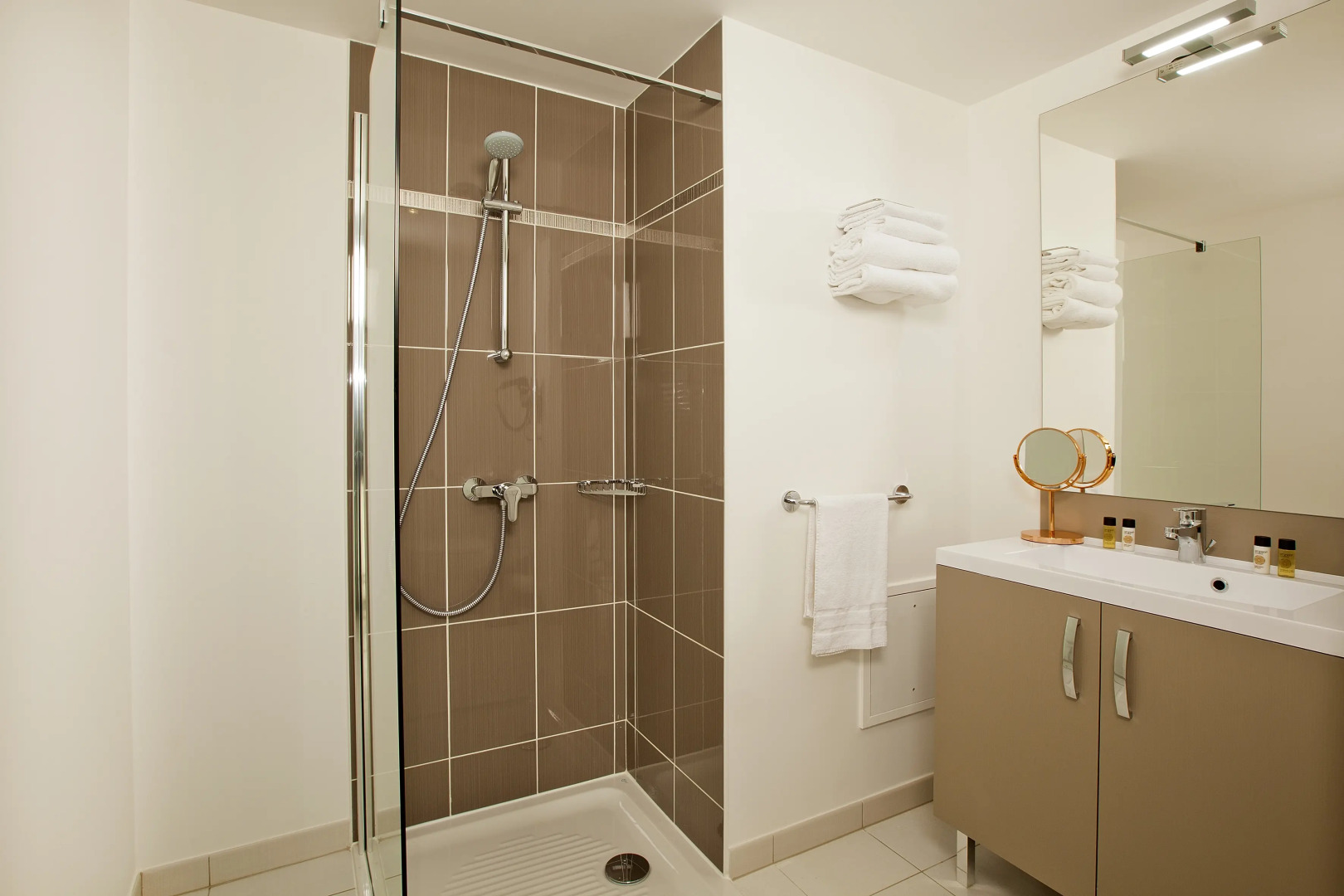 Residhome Asnières Park