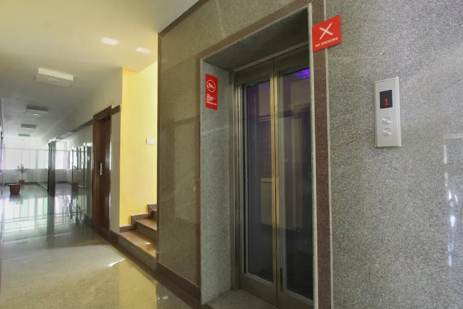 Capital O 15965 Hotel Nandi Gateway