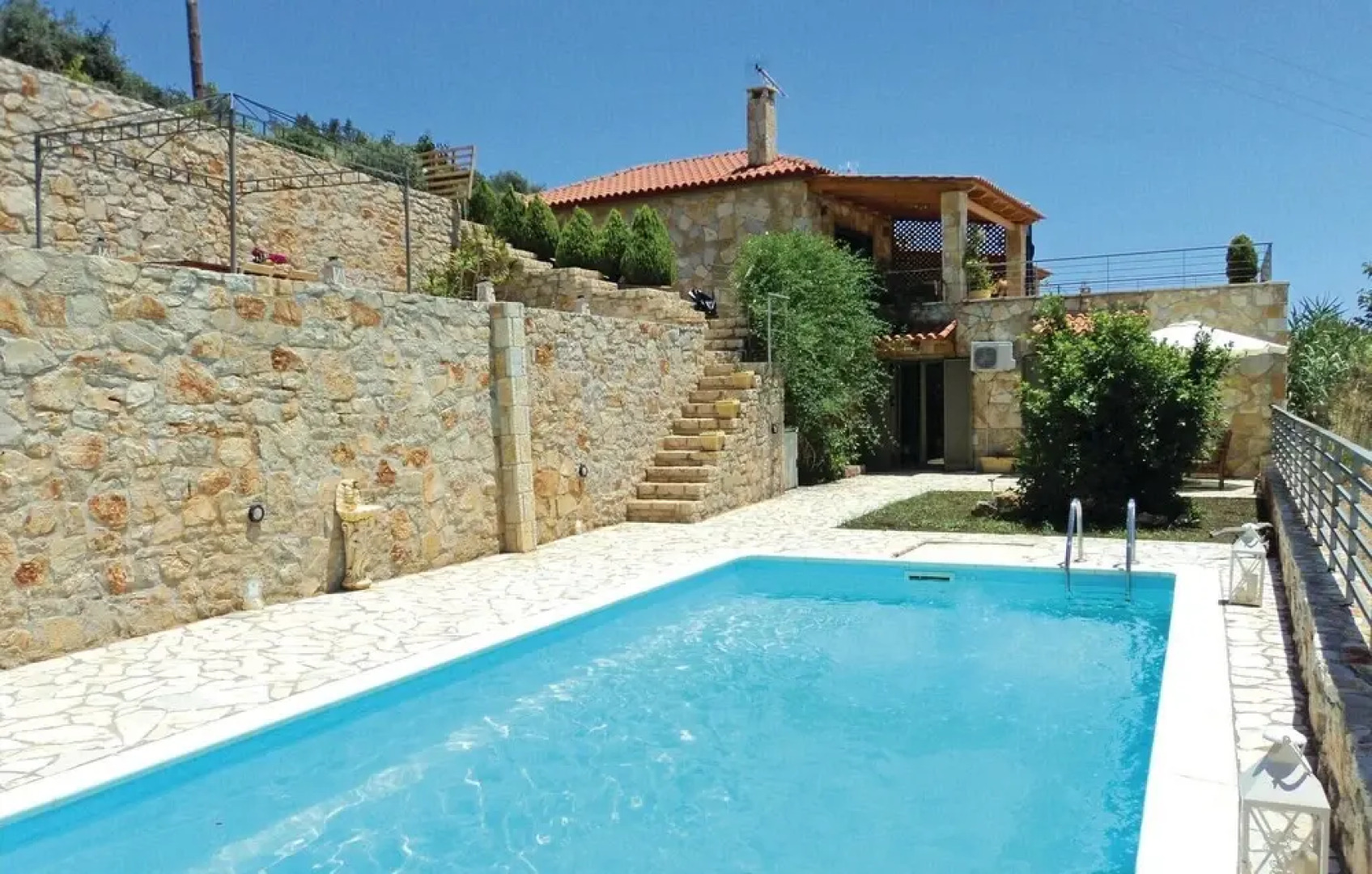Nice Home in Xyropigado With 4 Bedrooms, Wifi and Outdoor Swimming Pool