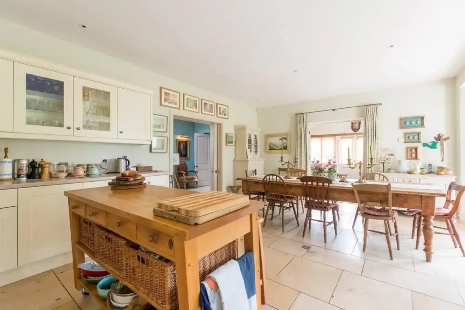 Quintessential Four Bedroom House in the Heart of