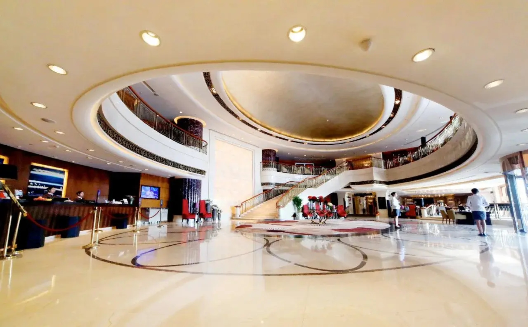 Qingdao Seaview Garden Hotel