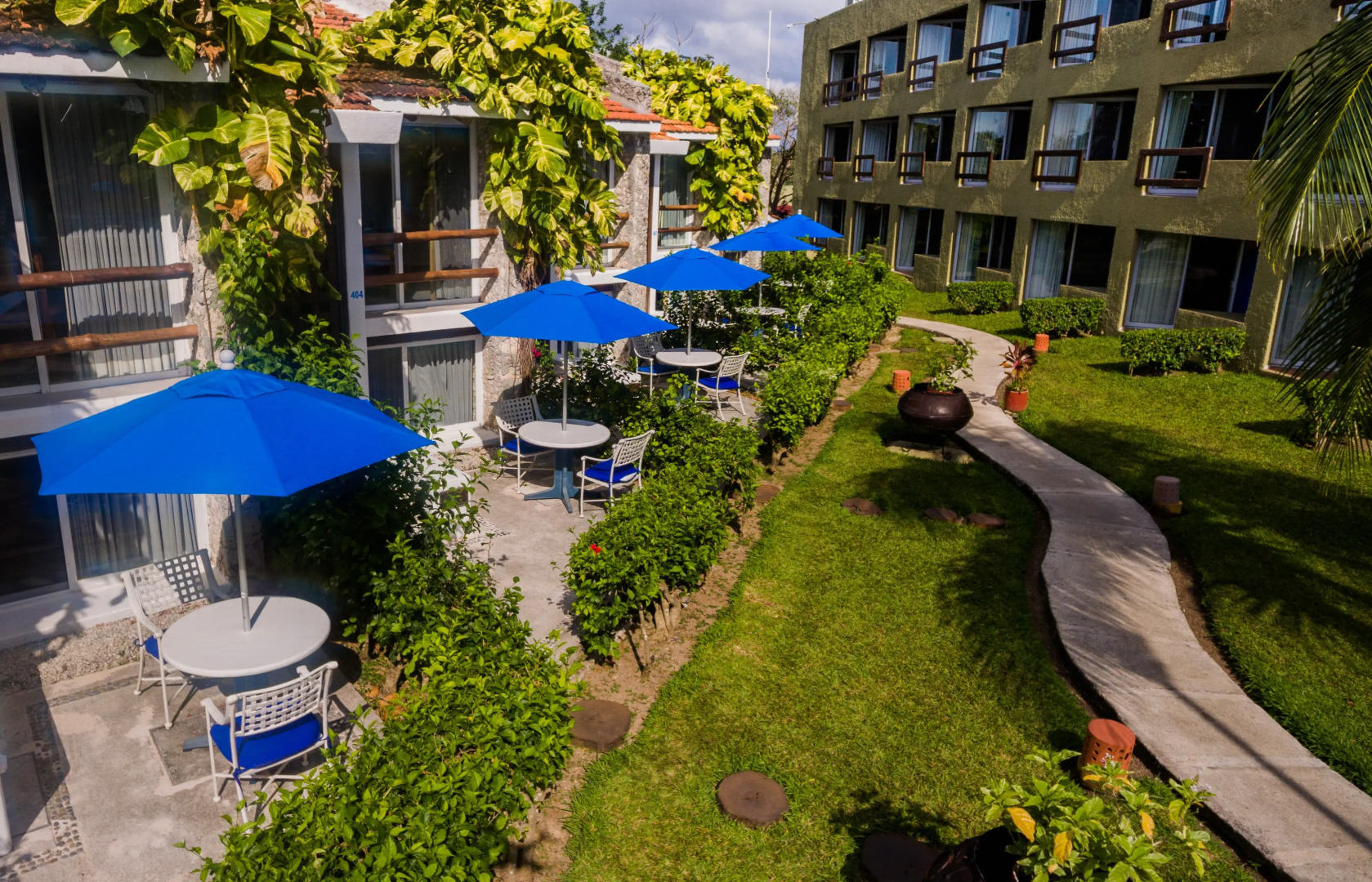 Casa del Mar Cozumel Hotel & Dive Resort with Beach Club access included