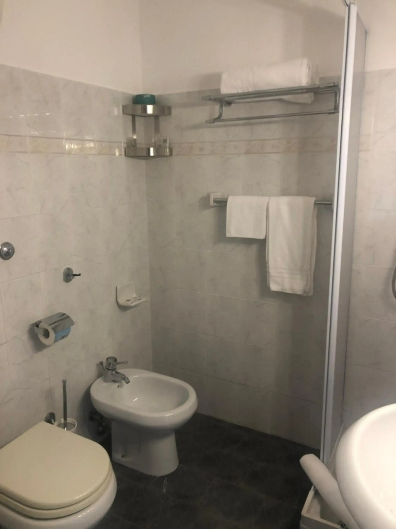 Hotel Bucaneve