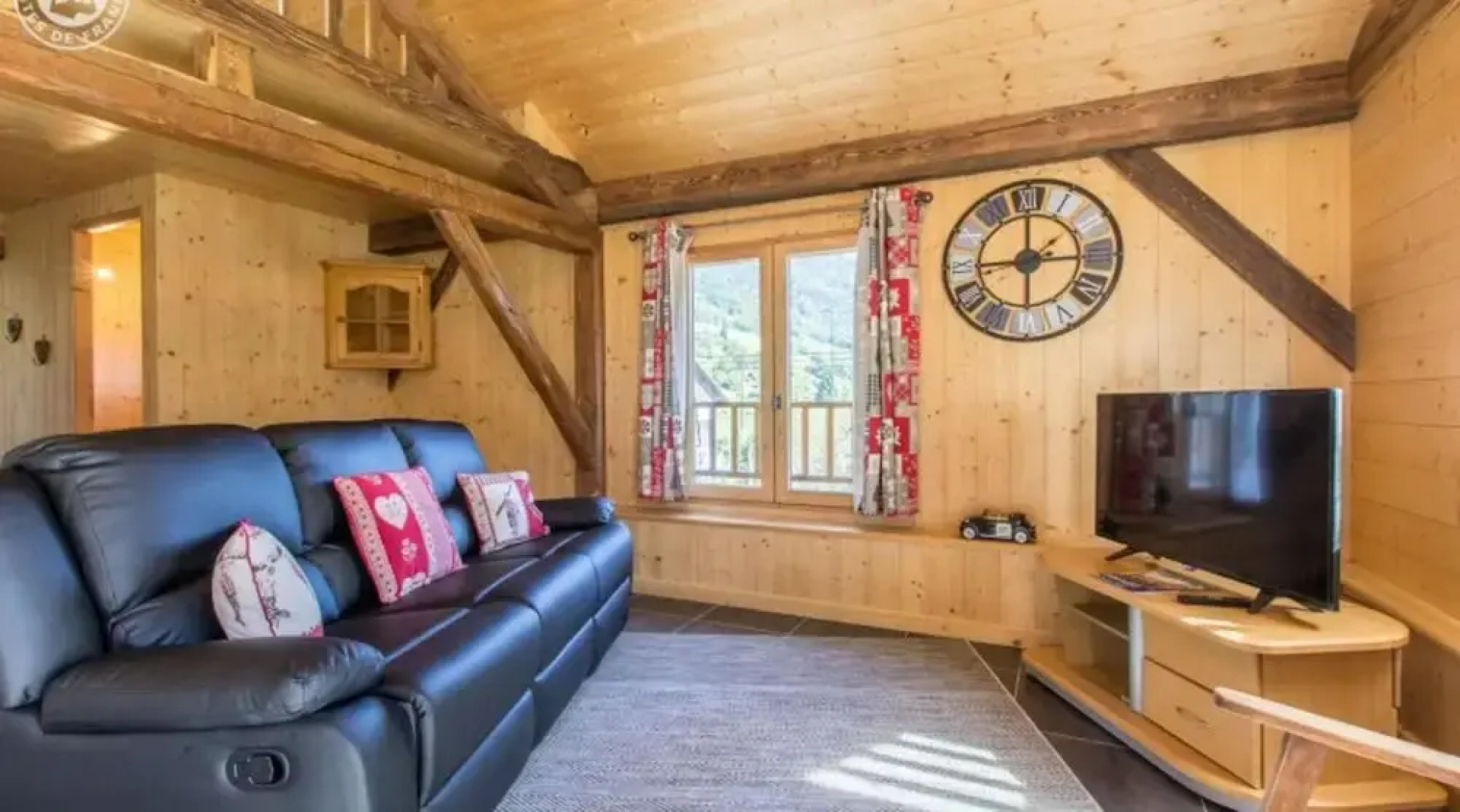 Apartment with One Bedroom in Taninges, with Wonderful Mountain View, Furnished Balcony And Wifi - 7 Km From the Slopes