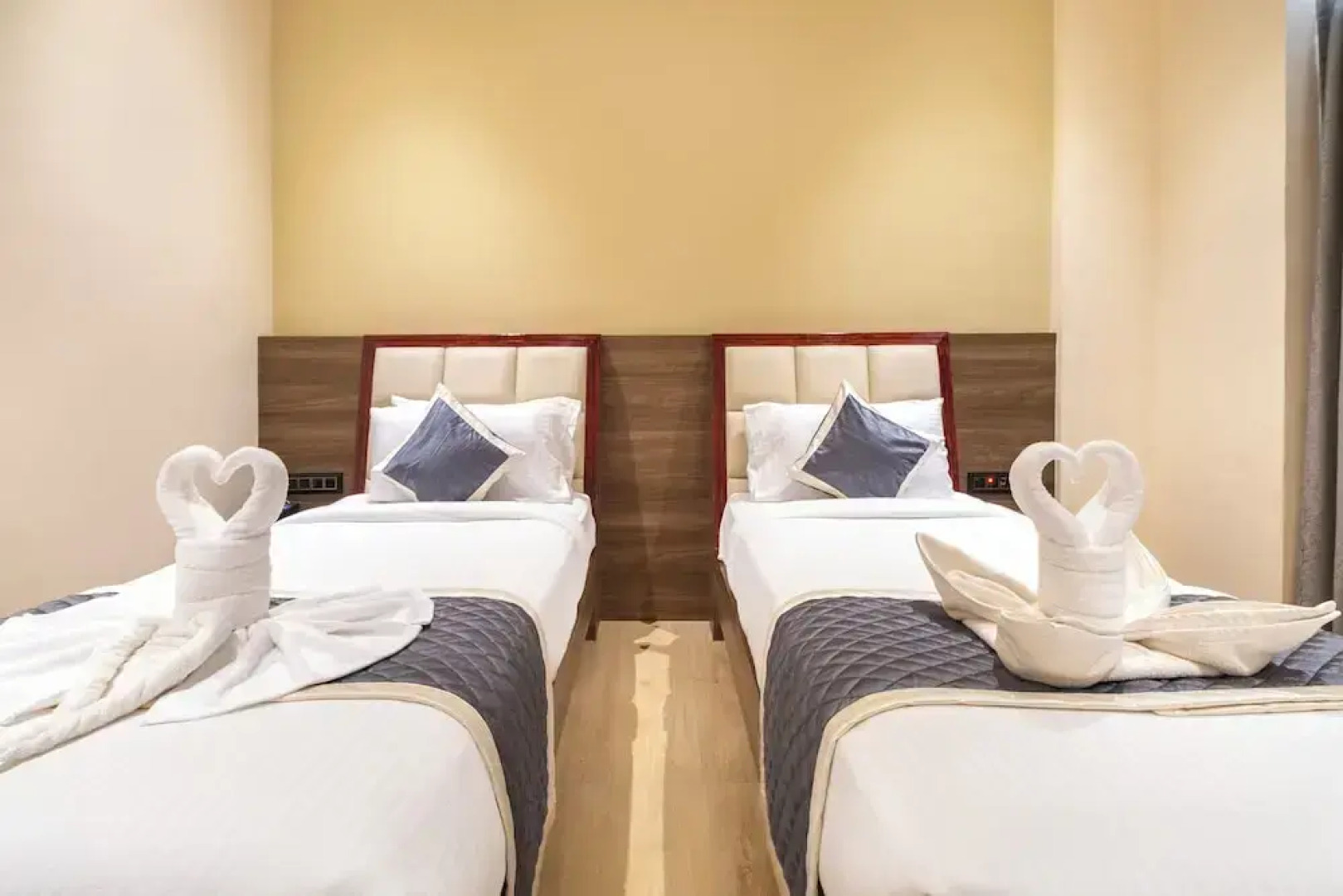 Monday Hotels Amalapuram Heights