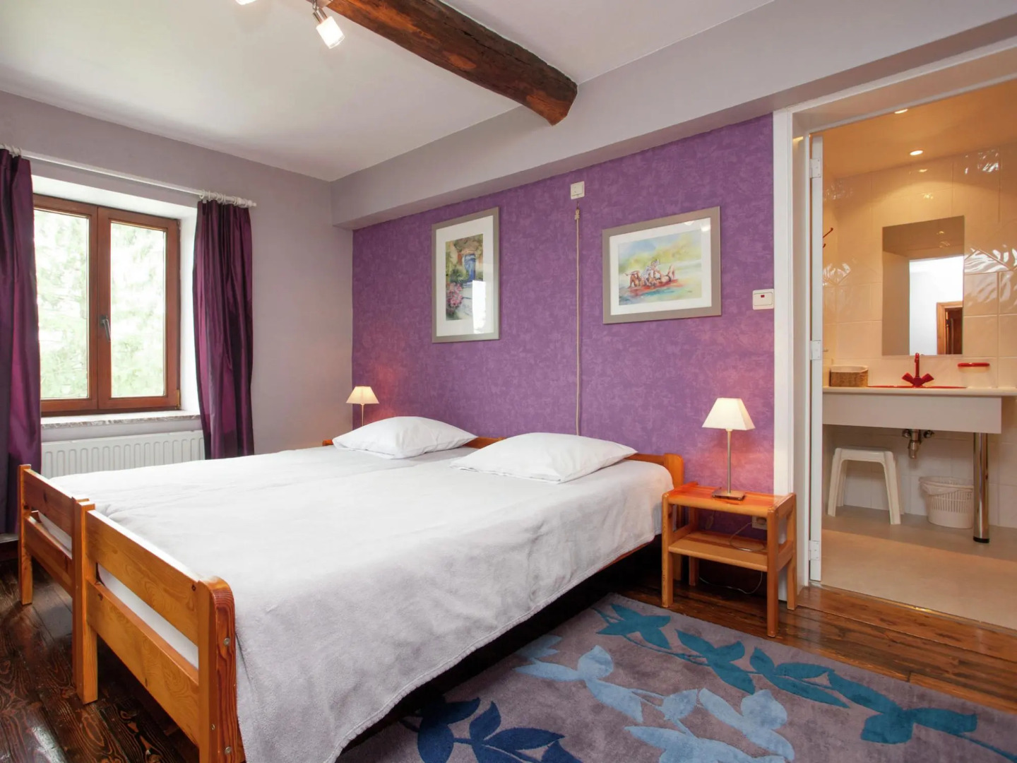 Spacious Holiday Home in Humain with Garden