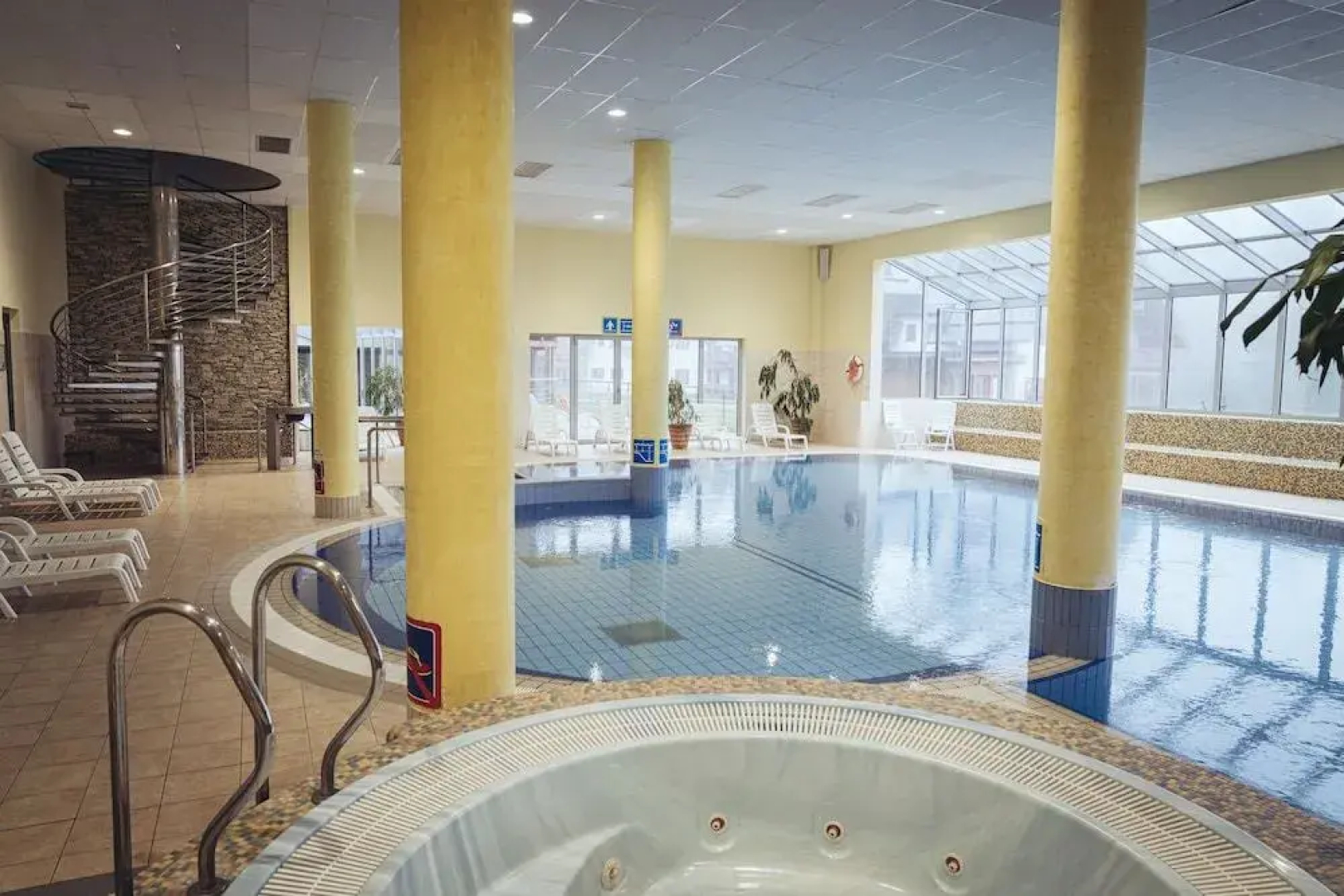 Pohorje Village Wellbeing Resort – Forest Hotel Videc