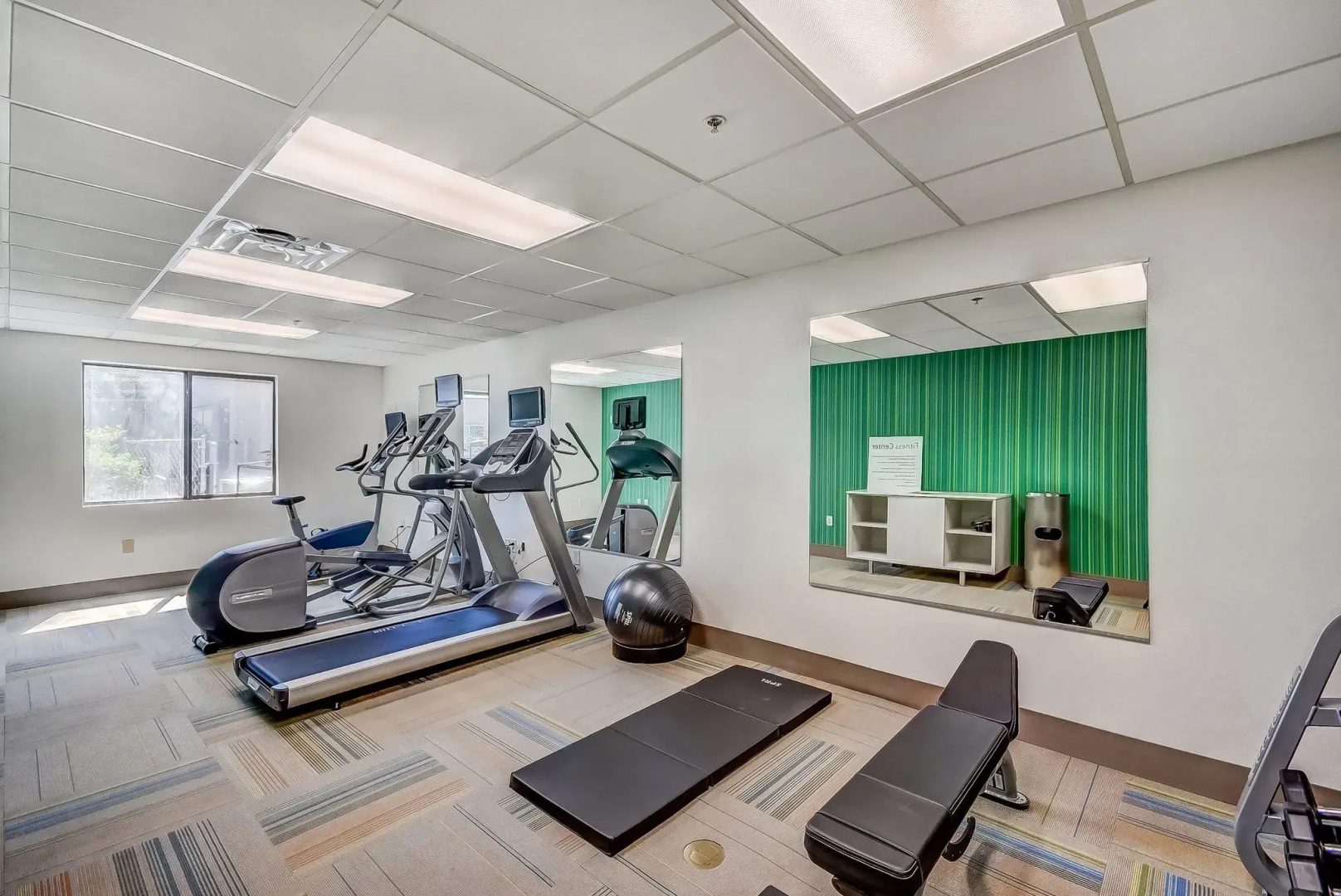 Holiday Inn Express & Suites Greenville Airport by IHG