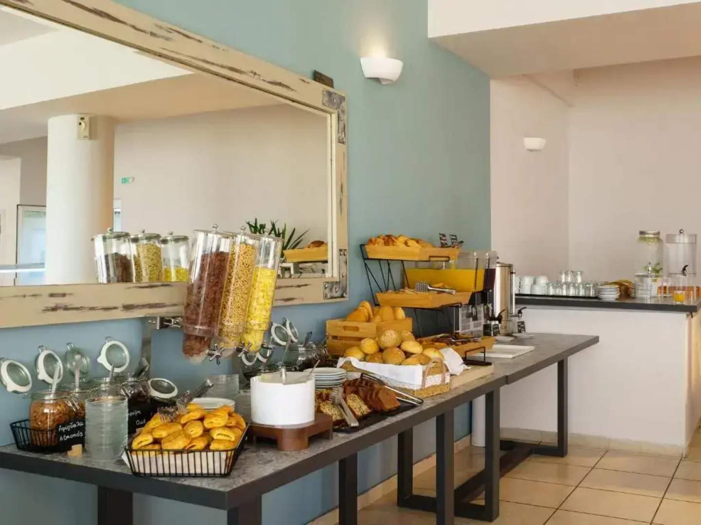 Niforeika Beach Hotel