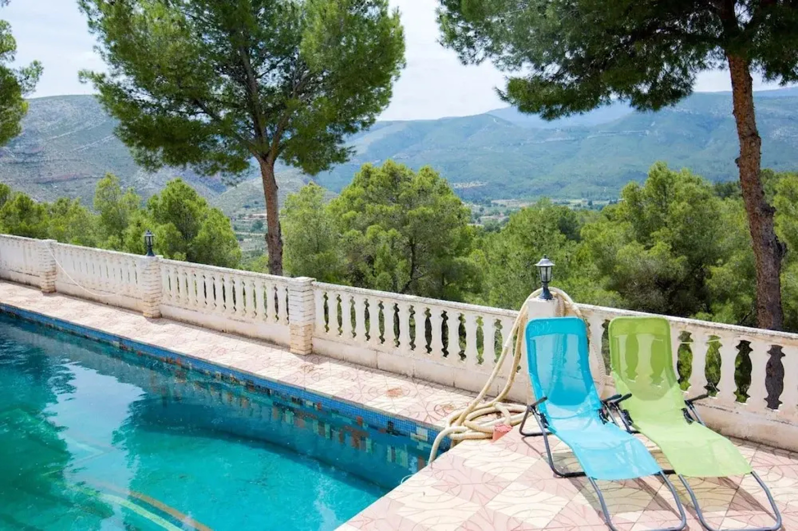 Villa With 5 Bedrooms in Chulilla, With Wonderful Mountain View, Priva