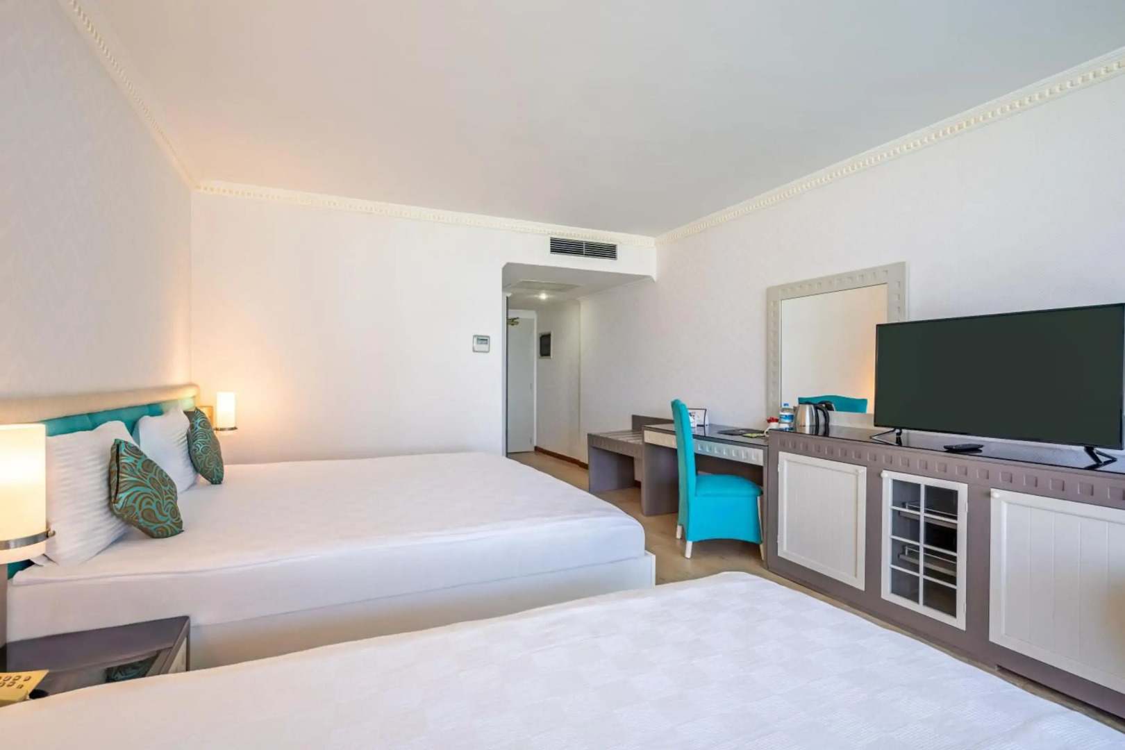 Sunrise Queen Luxury Resort & Spa