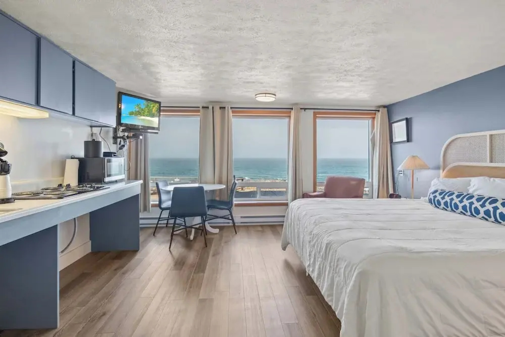 Seagull Beach Front Motel