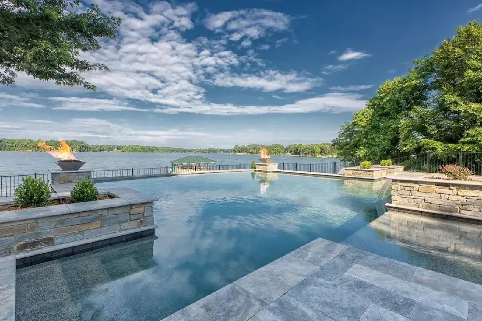 Azalea Retreat - The Cottage by Avantstay Pool