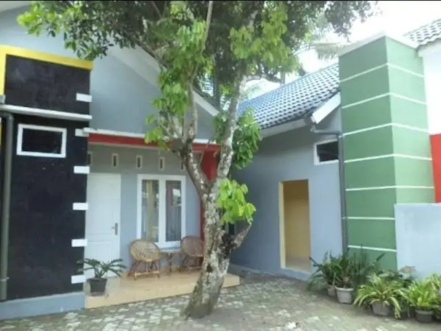 Borobudur Village Inn