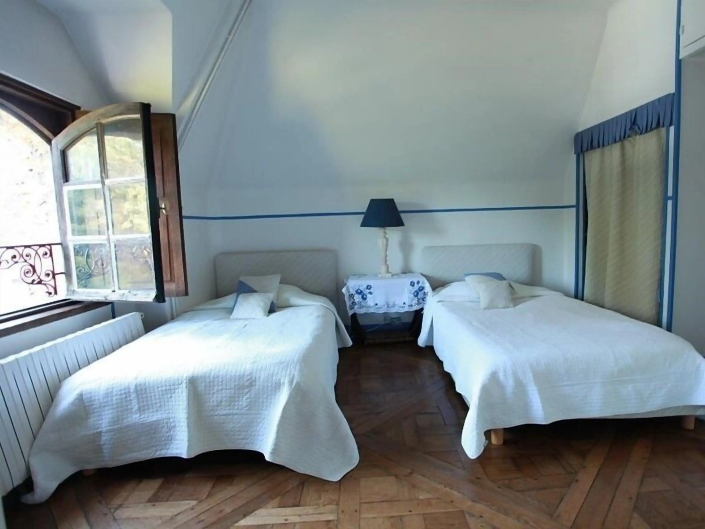 Le Logis D'arniere