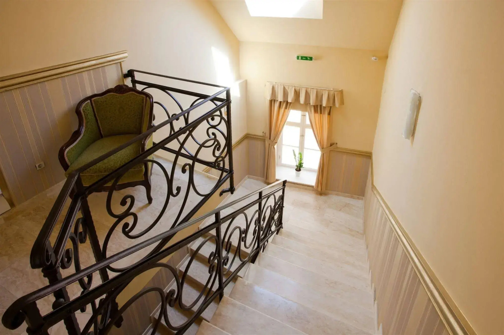 Barokk Hotel Promenád Gyor