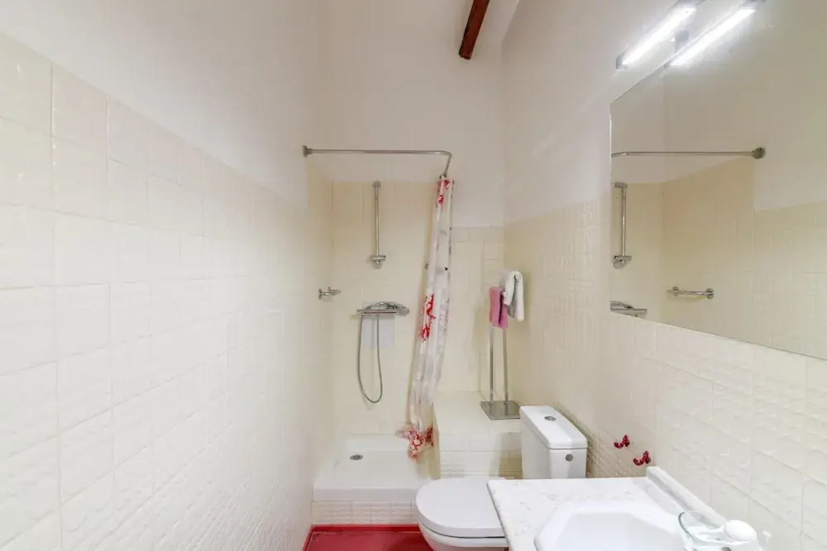 House With 3 Bedrooms in Oppède, With Wonderful Mountain View, Private
