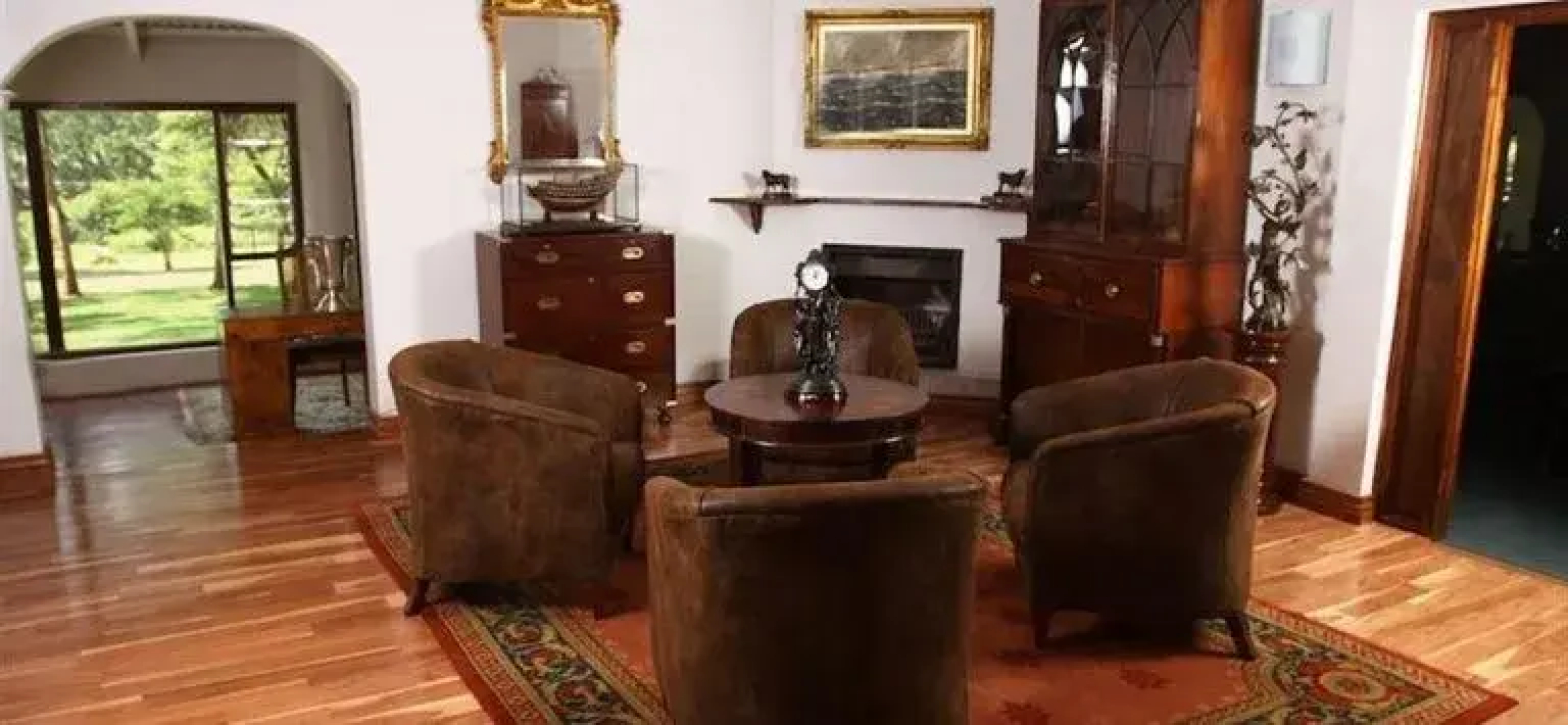 Thorn Tree Lodge