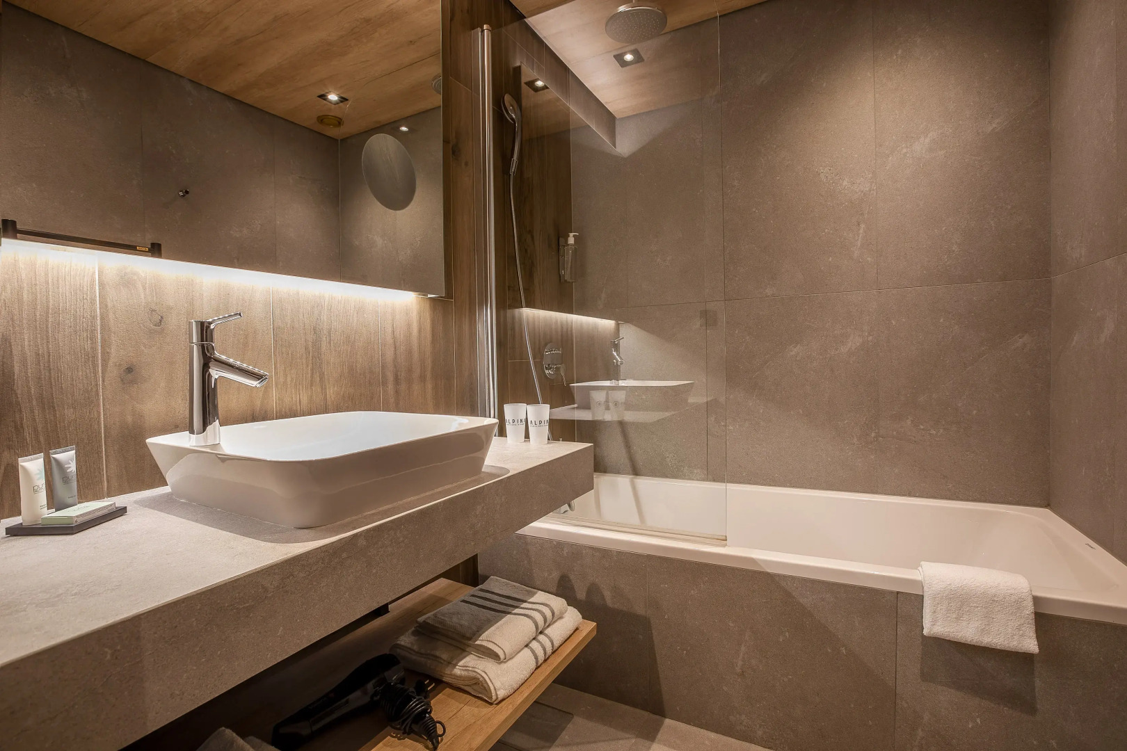 Alpina Eclectic Hotel