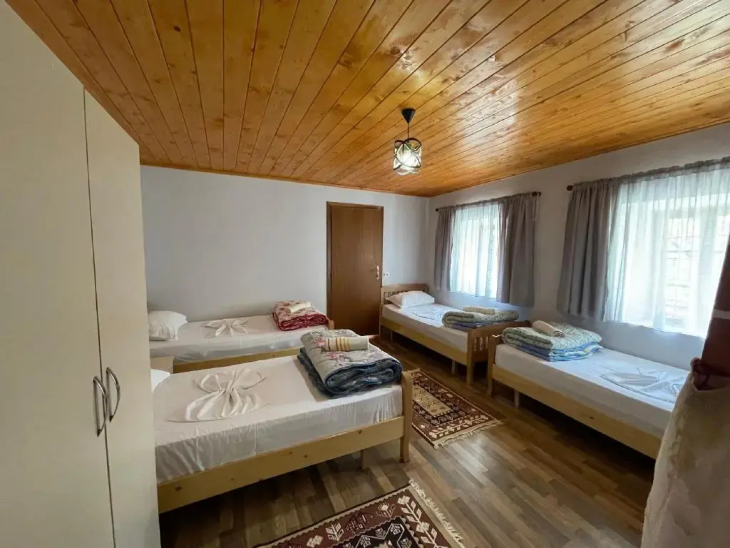 Guesthouse "Gjin Thana"