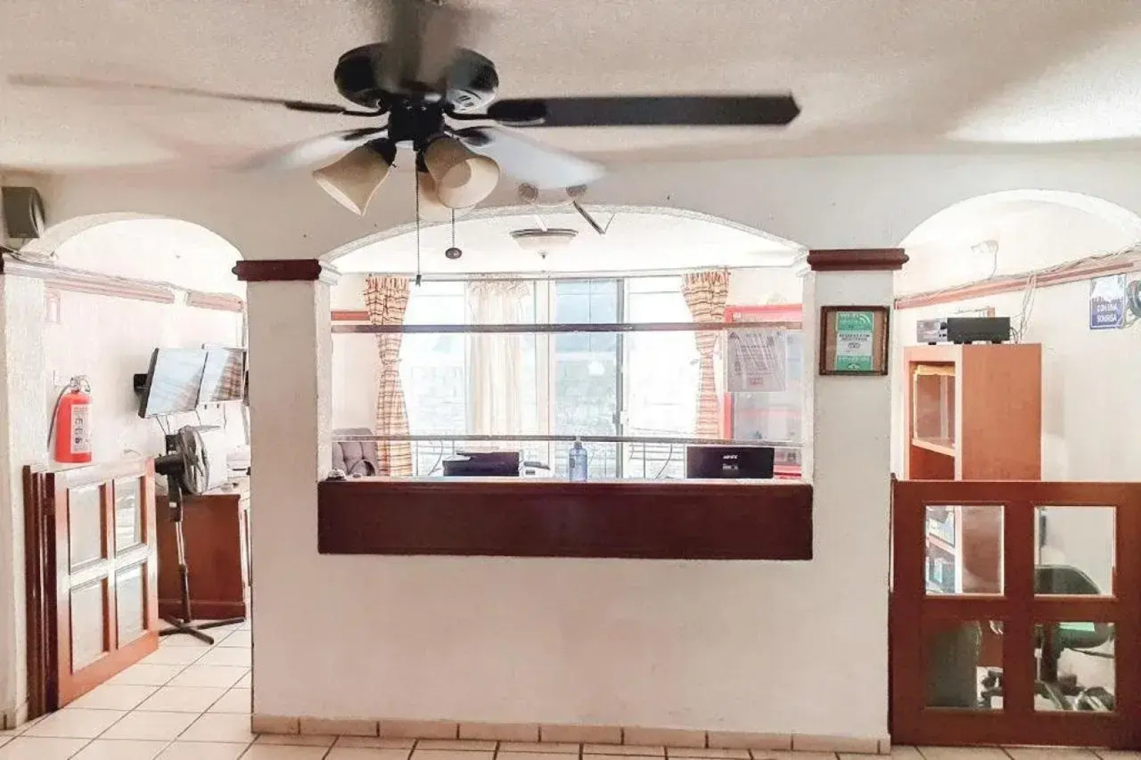 Capital O Hotel Casa Blanca