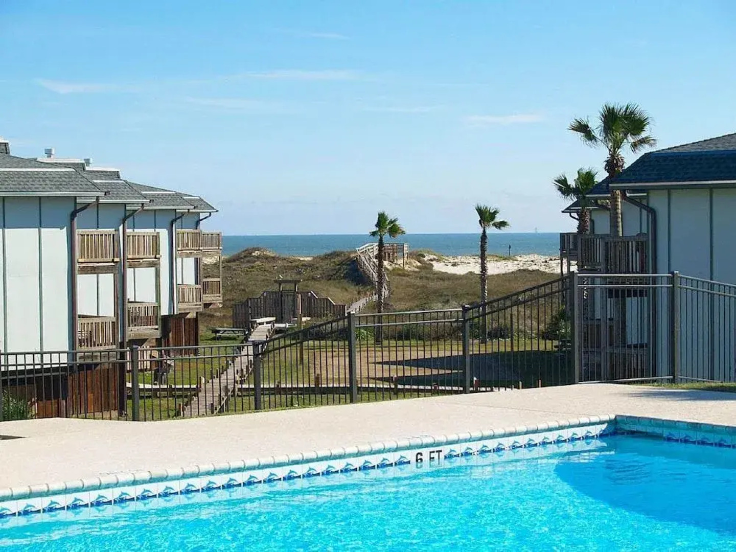 Coastal Nest 207bh 2 Bedrooms 2 Bathrooms Condo
