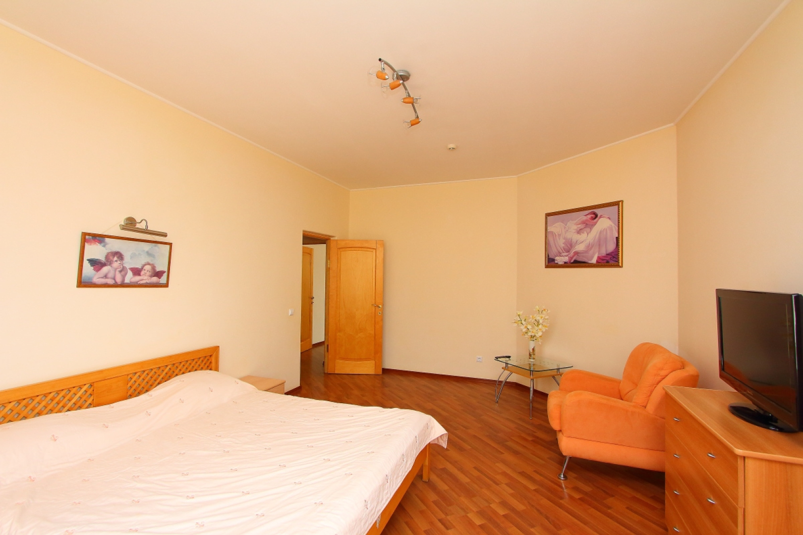 Отель Фаворит