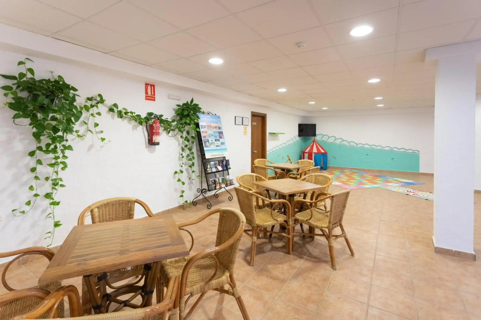 Hotel Oasis Atalaya