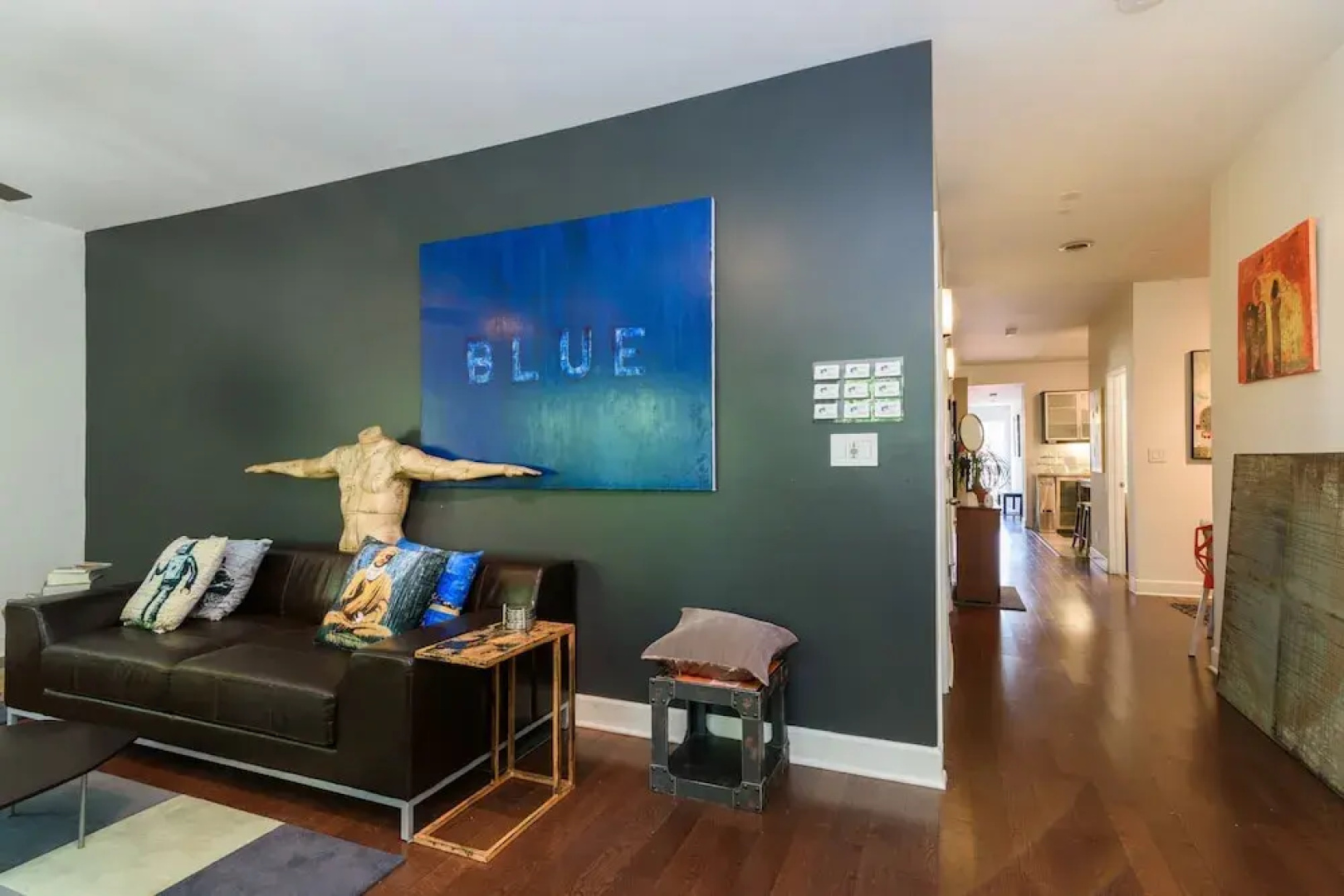 House 5863 - Chicago Bed and Breakfast