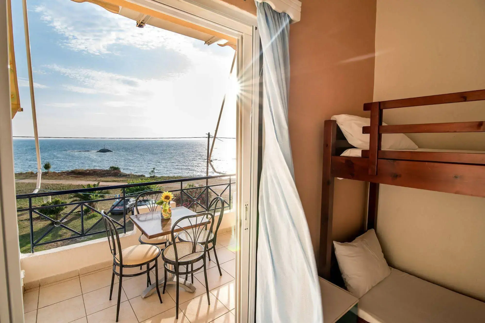 Faros Apartments