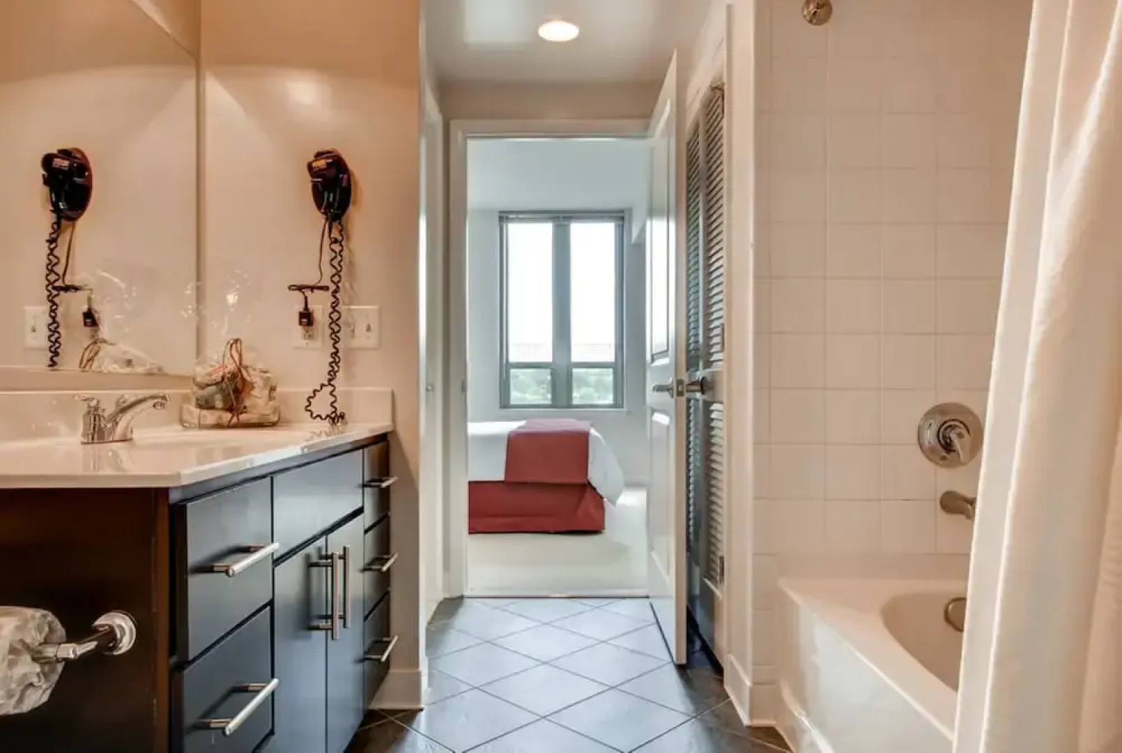 Global Luxury Suites at Brewers Hill