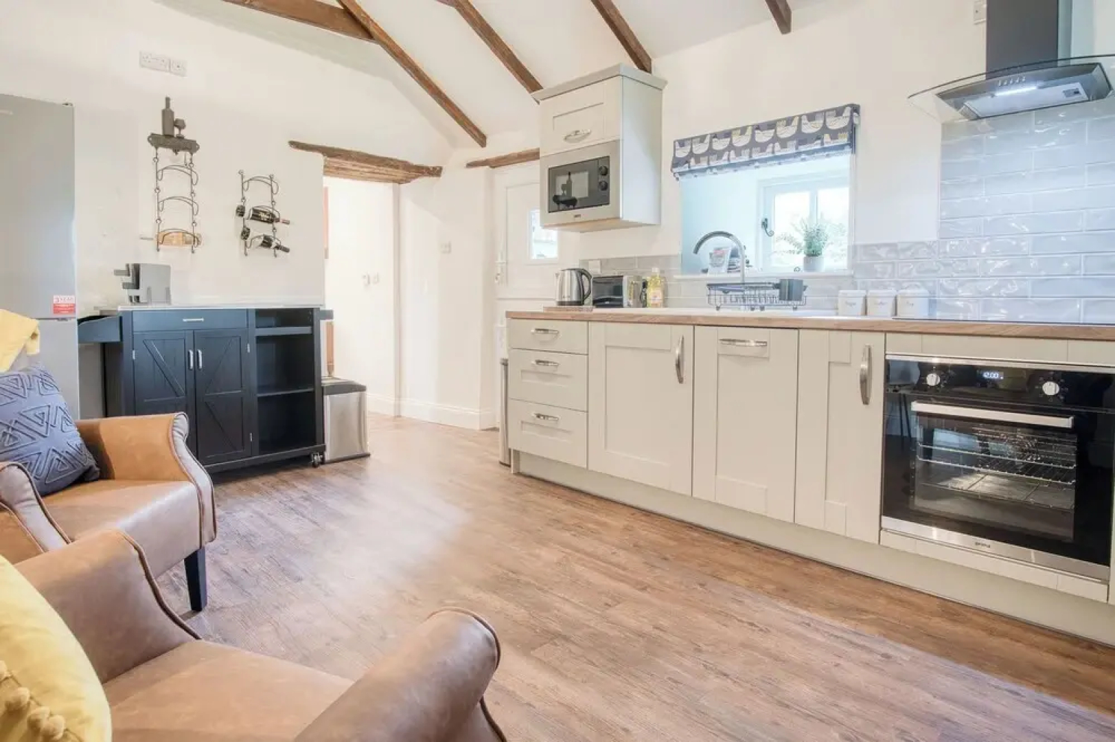 The Lodge - 2 Bedroom Cottage - Princes Gate