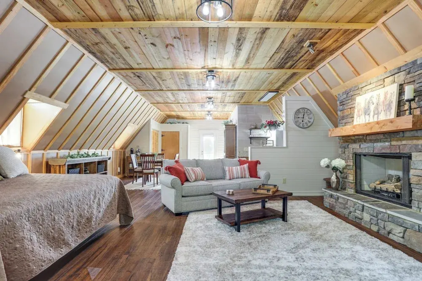 Lake Allatoona Area Studio w/ 2 Decks & Farm Views