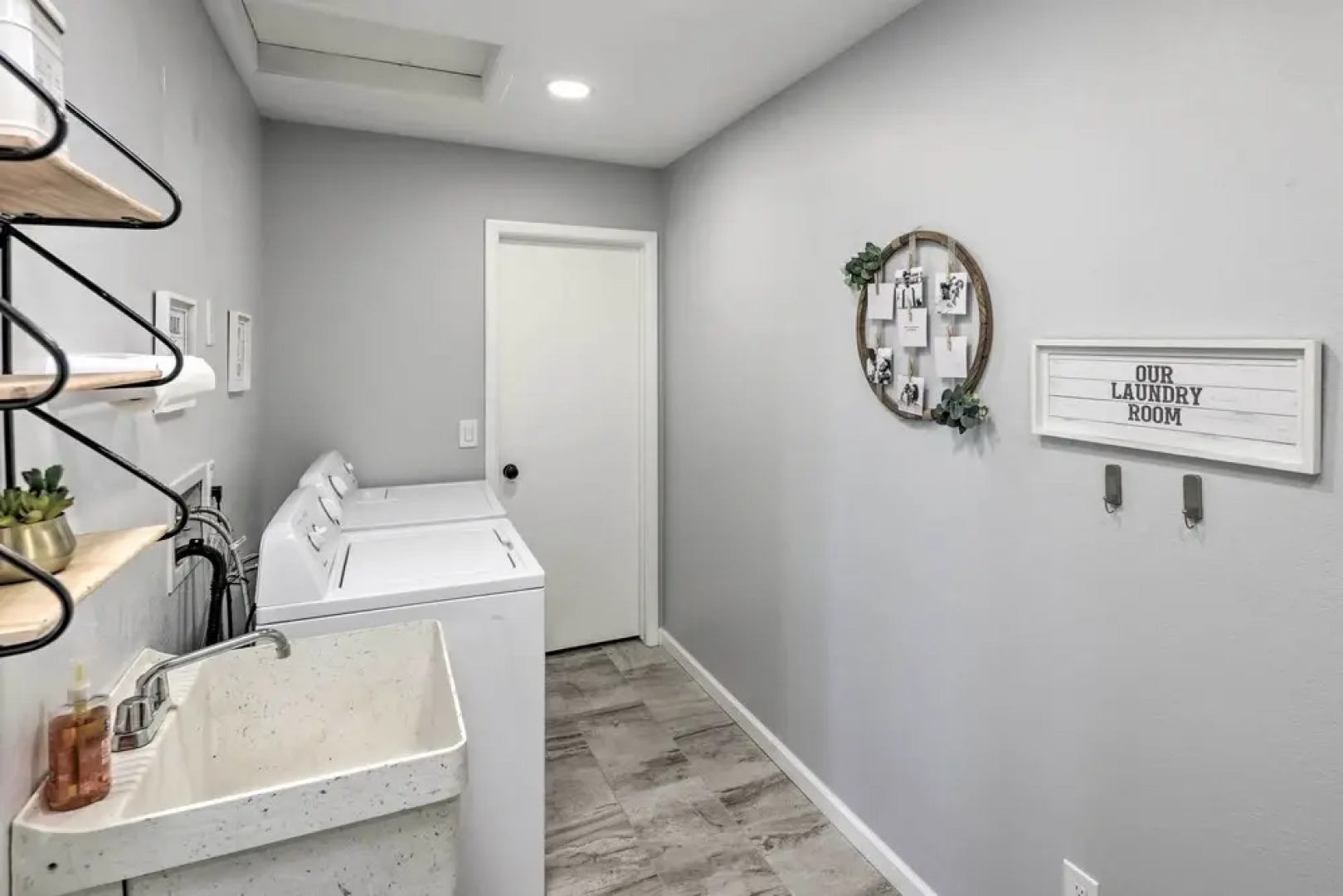 Heated Pool: Home ~ 5 Mi to Lake Havasu!