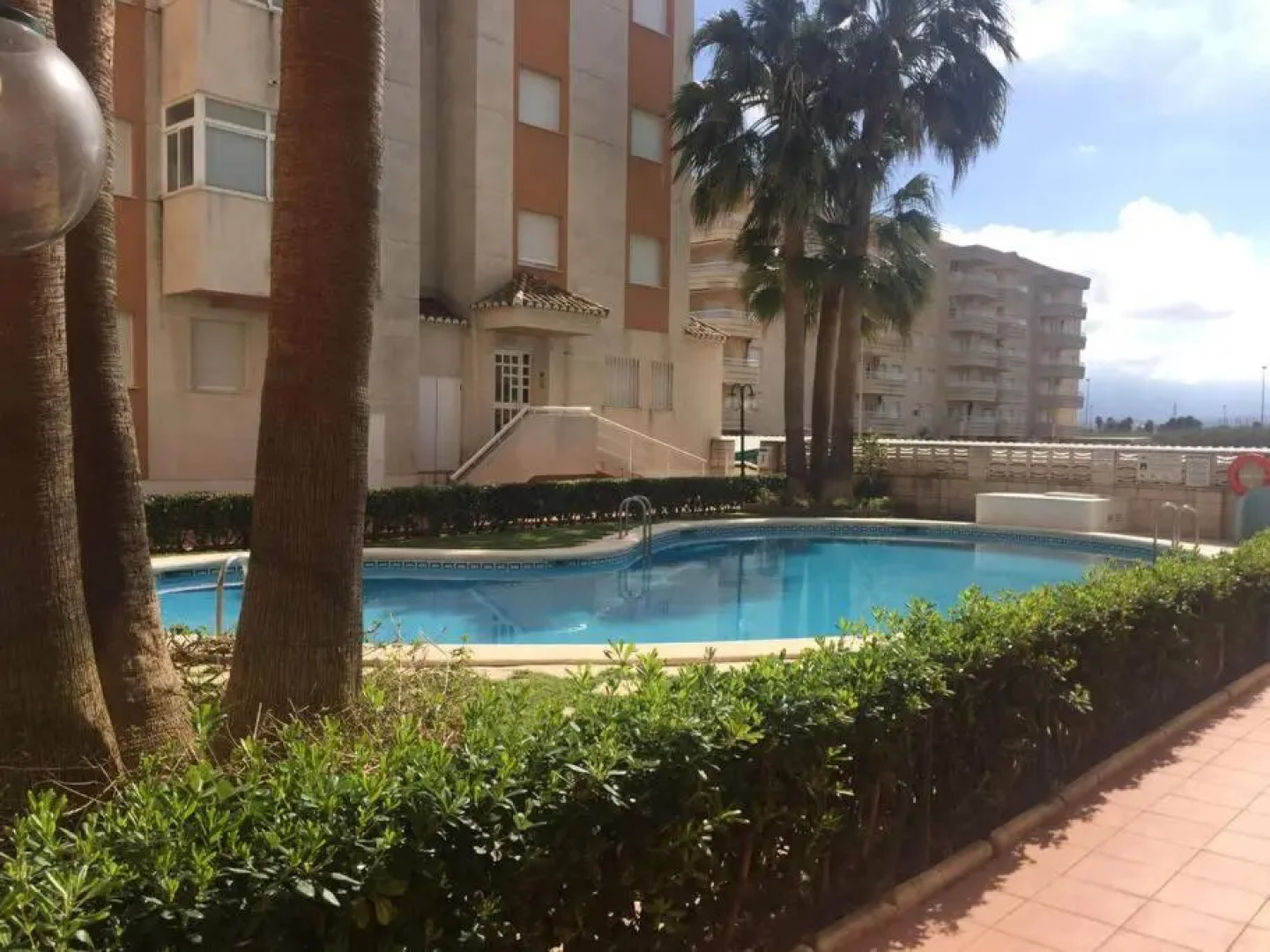 .Apartamento 1a linea de playa + piscina + parking DAIMUS