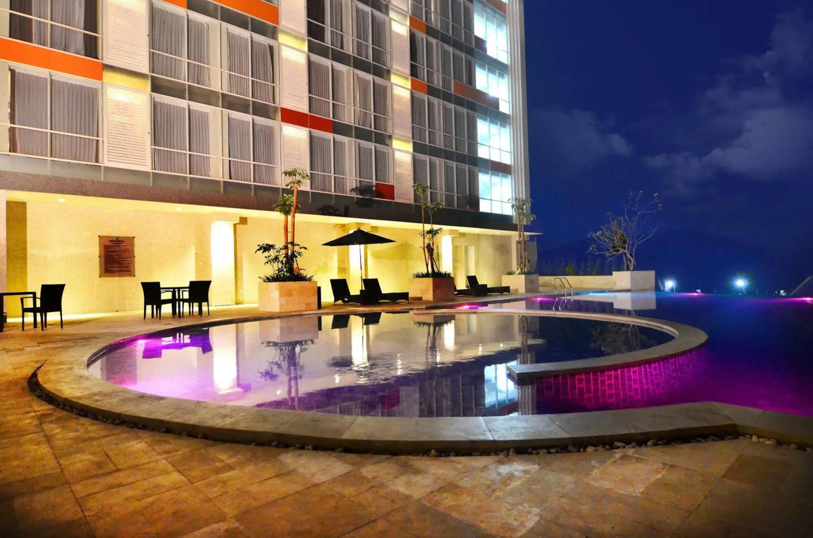 Ascent Premiere Hotel and Convention