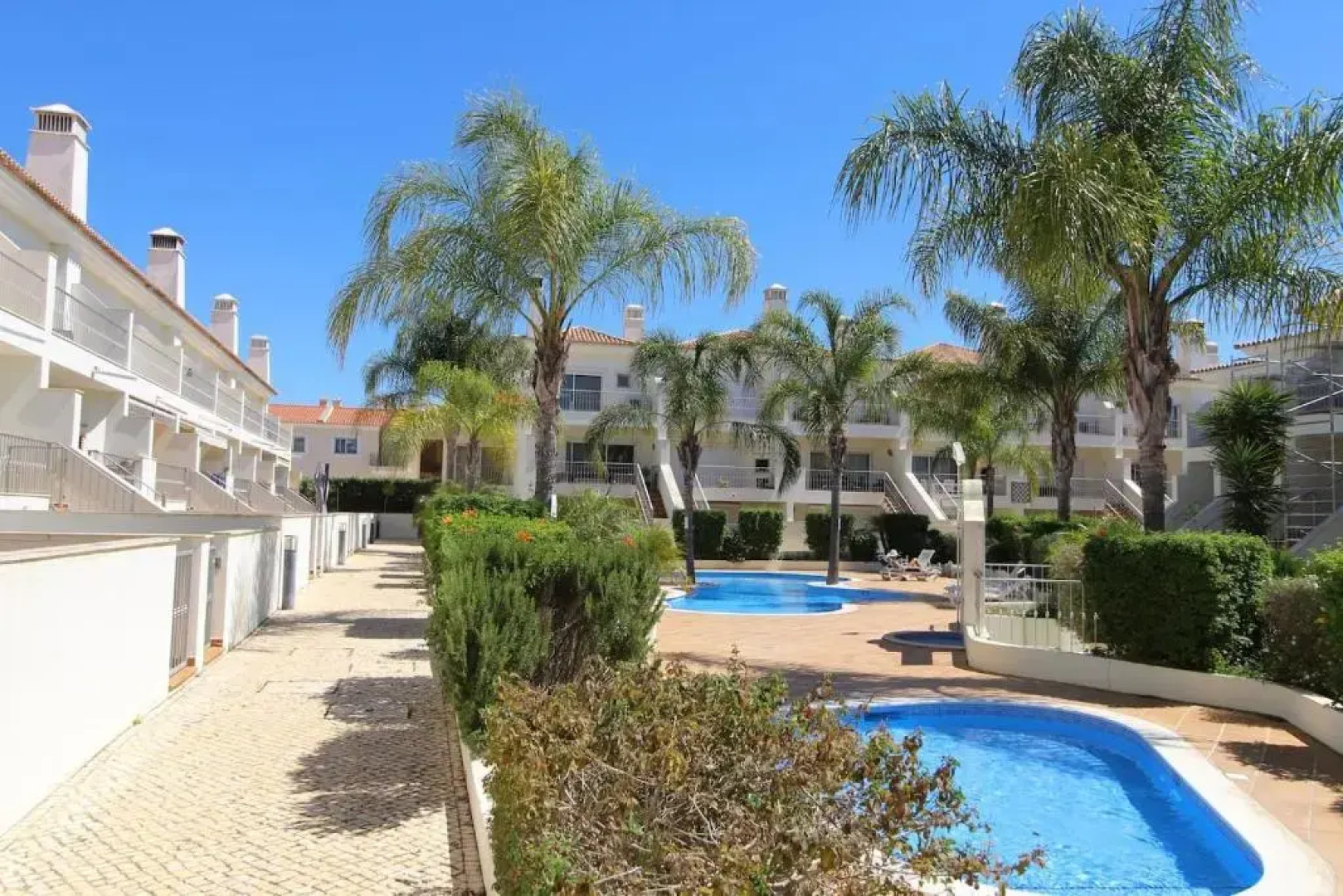 Lotus Villa V5 com piscina comum - Boliqueime, Algarve