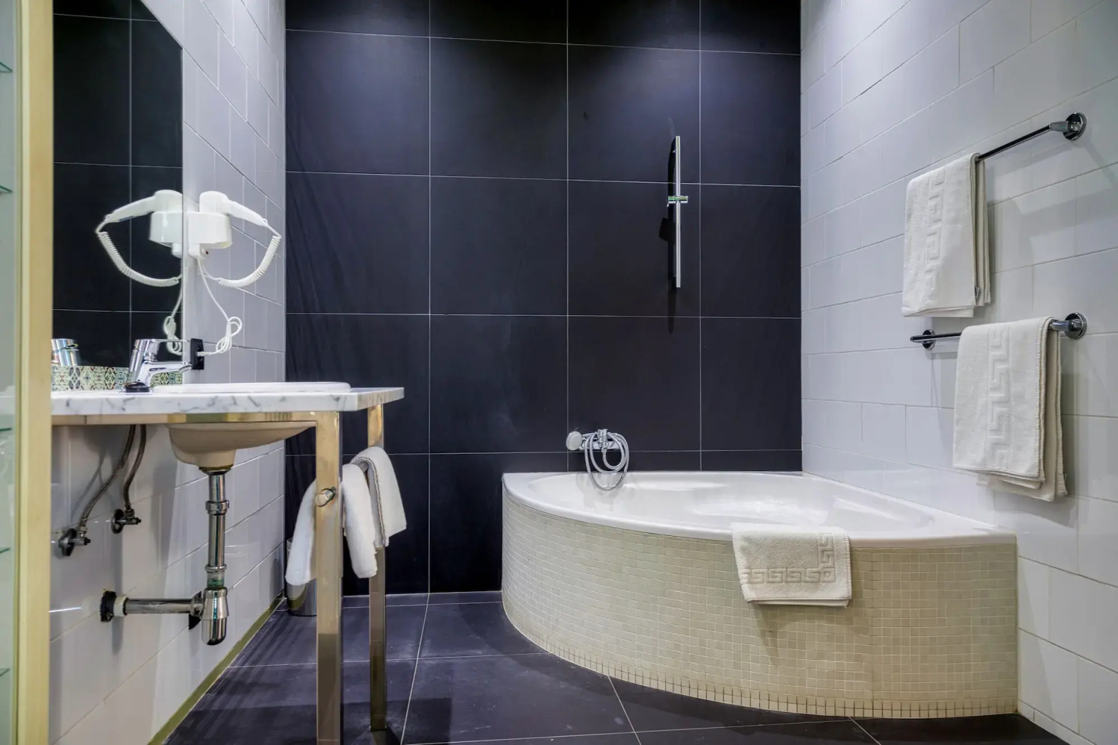 Els Jardins De La Martana