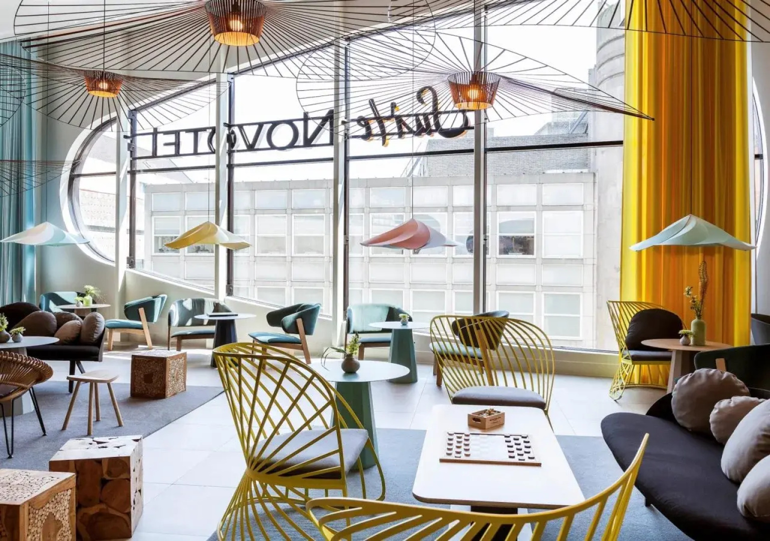 Cove - Centrum, Passage