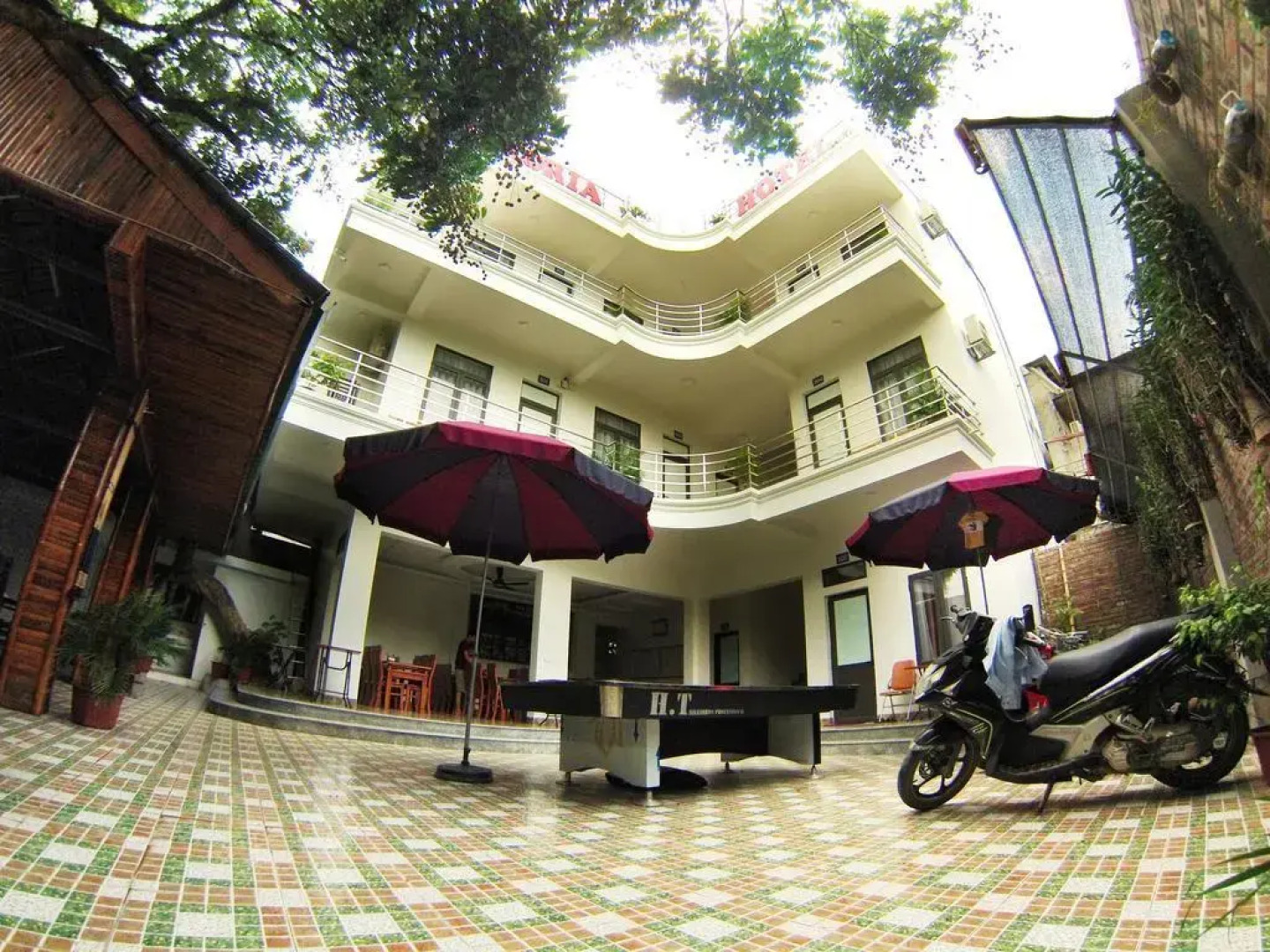 Tam Coc Victoria Hotel