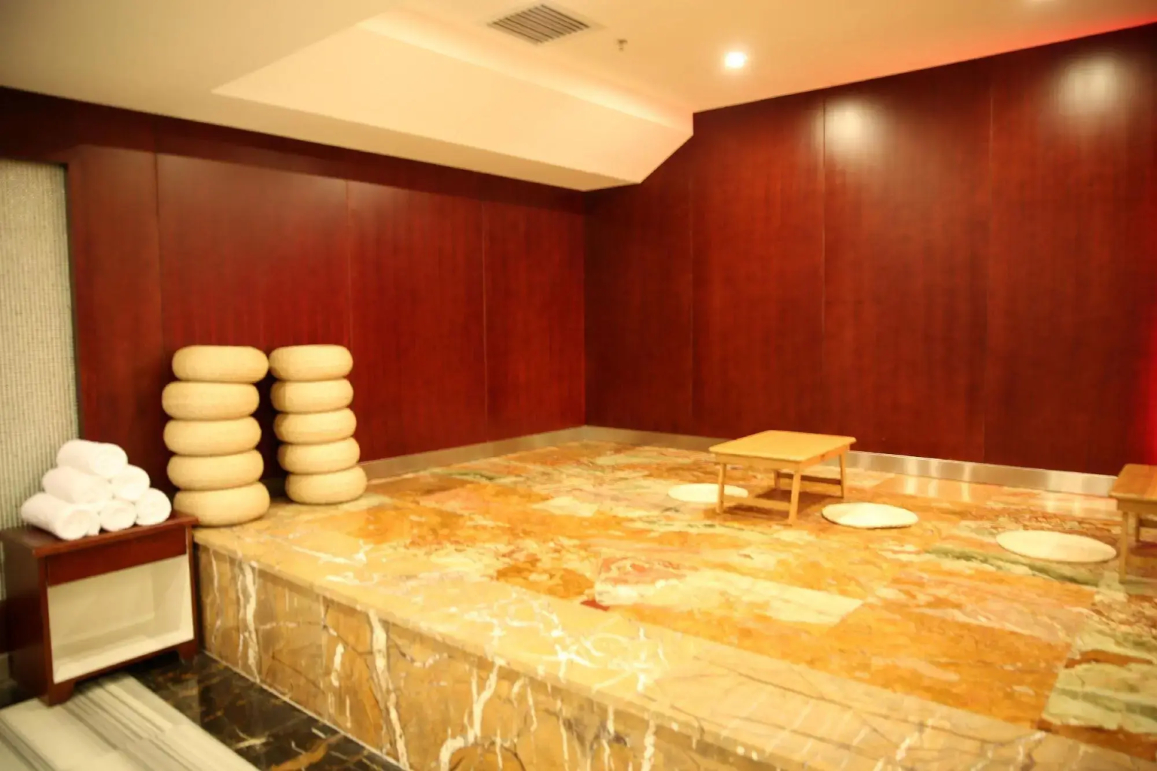 Juyin Junyue Hotel