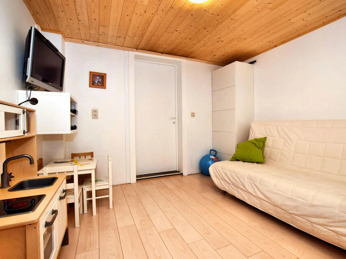 Luxurious chalet in Septon with sauna