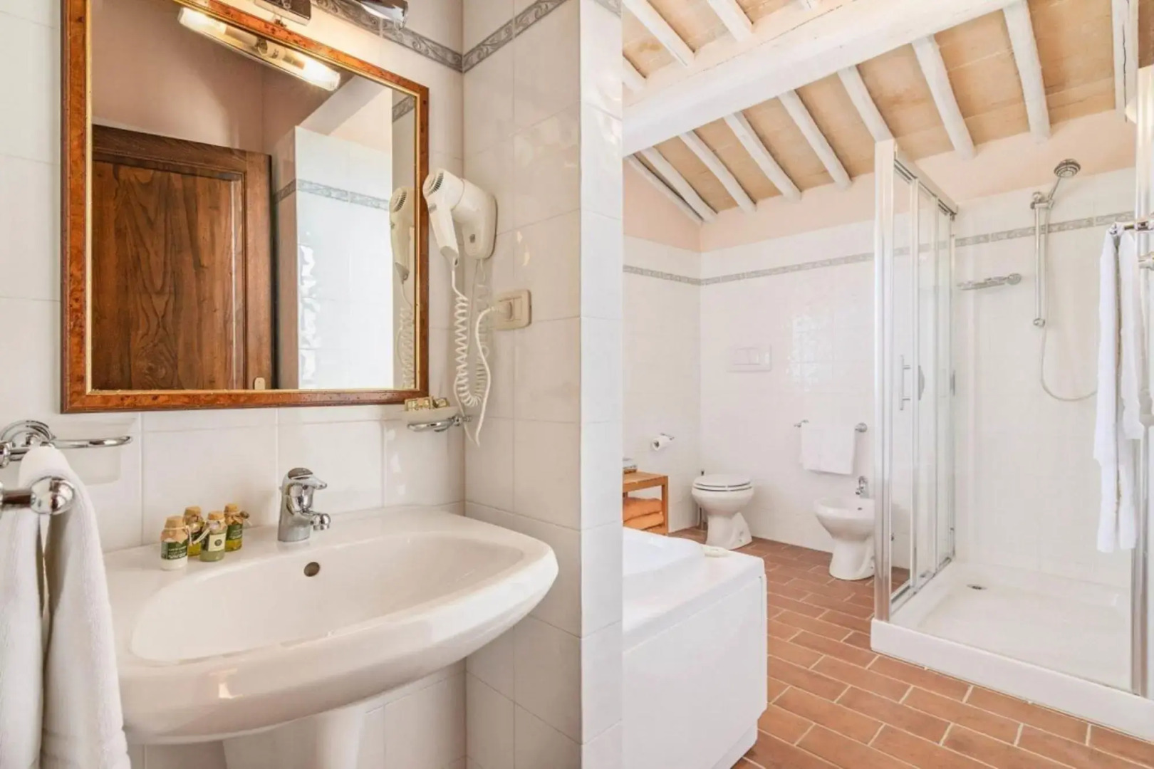 Big Estate Near Siena - Exclusive use up to 27 Guests-villa Ferraiola