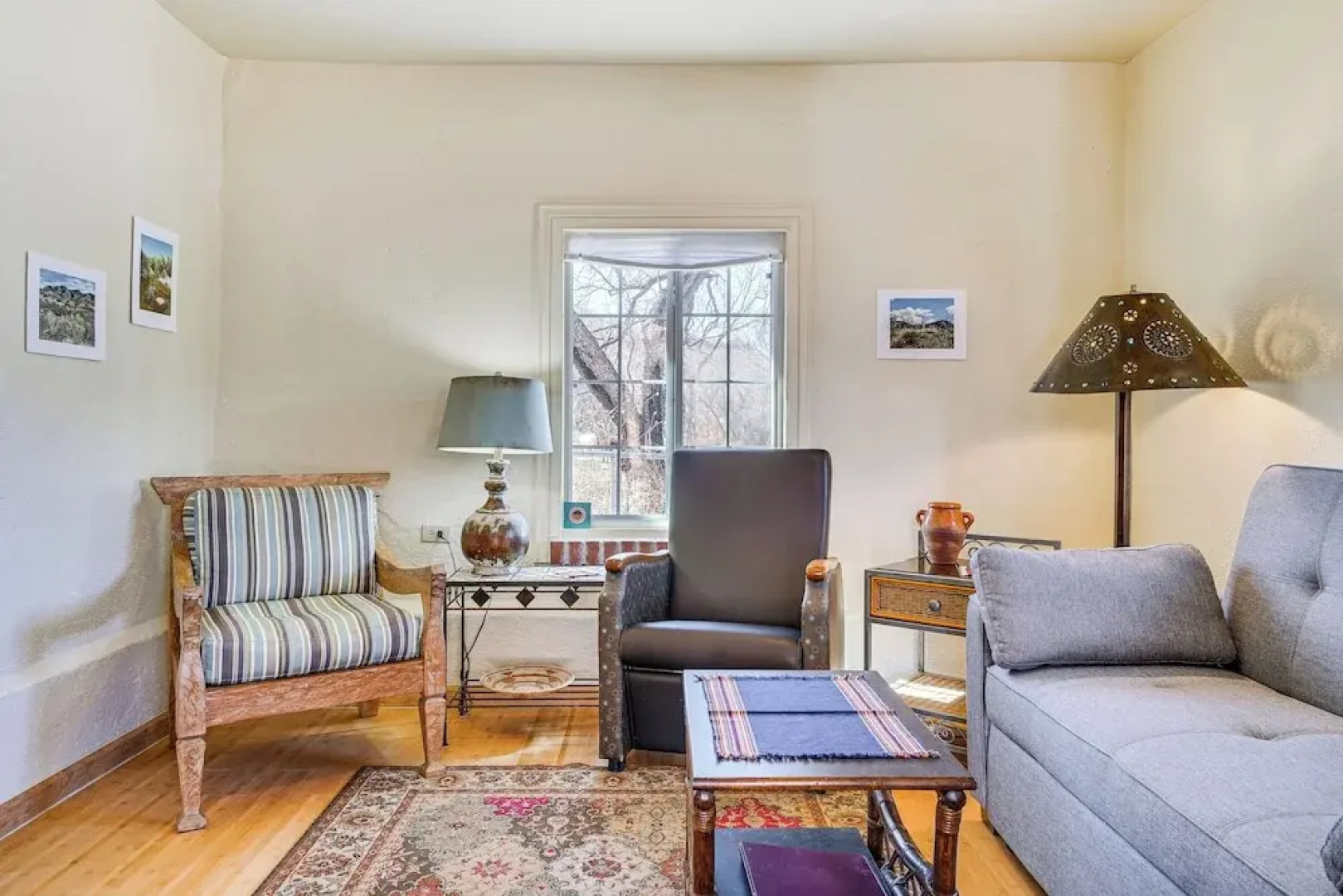 Peaceful & Historic Home in Patagonia!